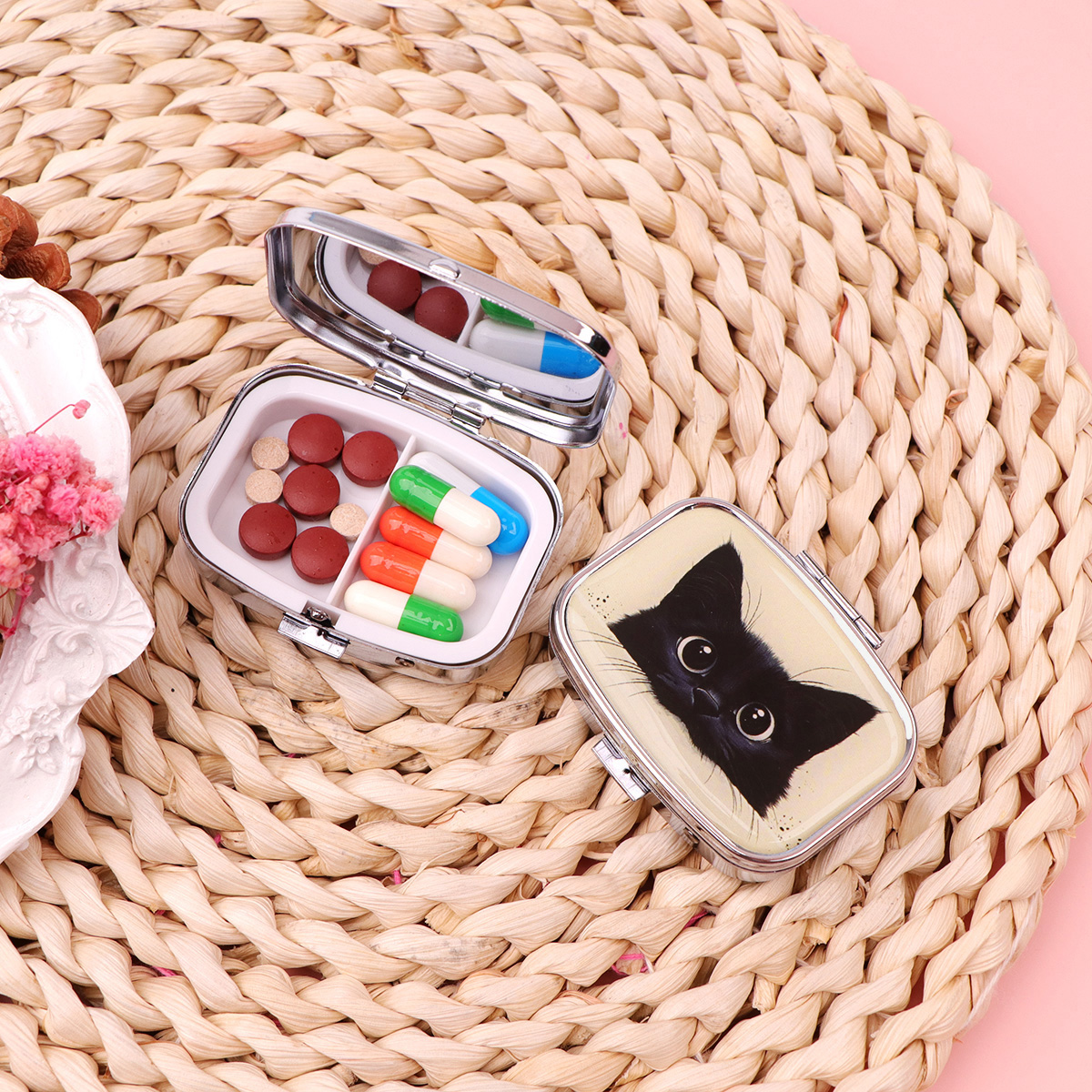 Black Cat Pill Boxes Cartoon A - Token Tray Organizer recensie en prijs