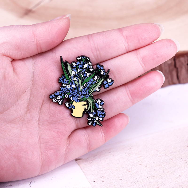 Van Gogh Irises Badge Pretty B - Board Game Bang recensie en prijs