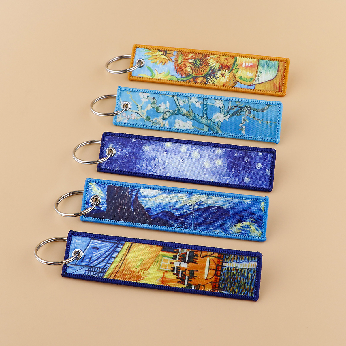 Van Gogh Embroidered Key Tag K - Board Game Bang recensie en prijs